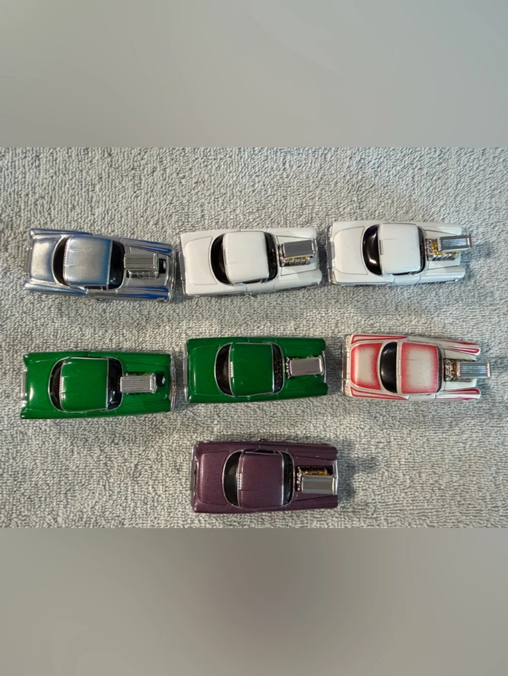Muscle Machines Chevrolet Chevy Impala Die-Cast Car Toy Set of 7 Collection